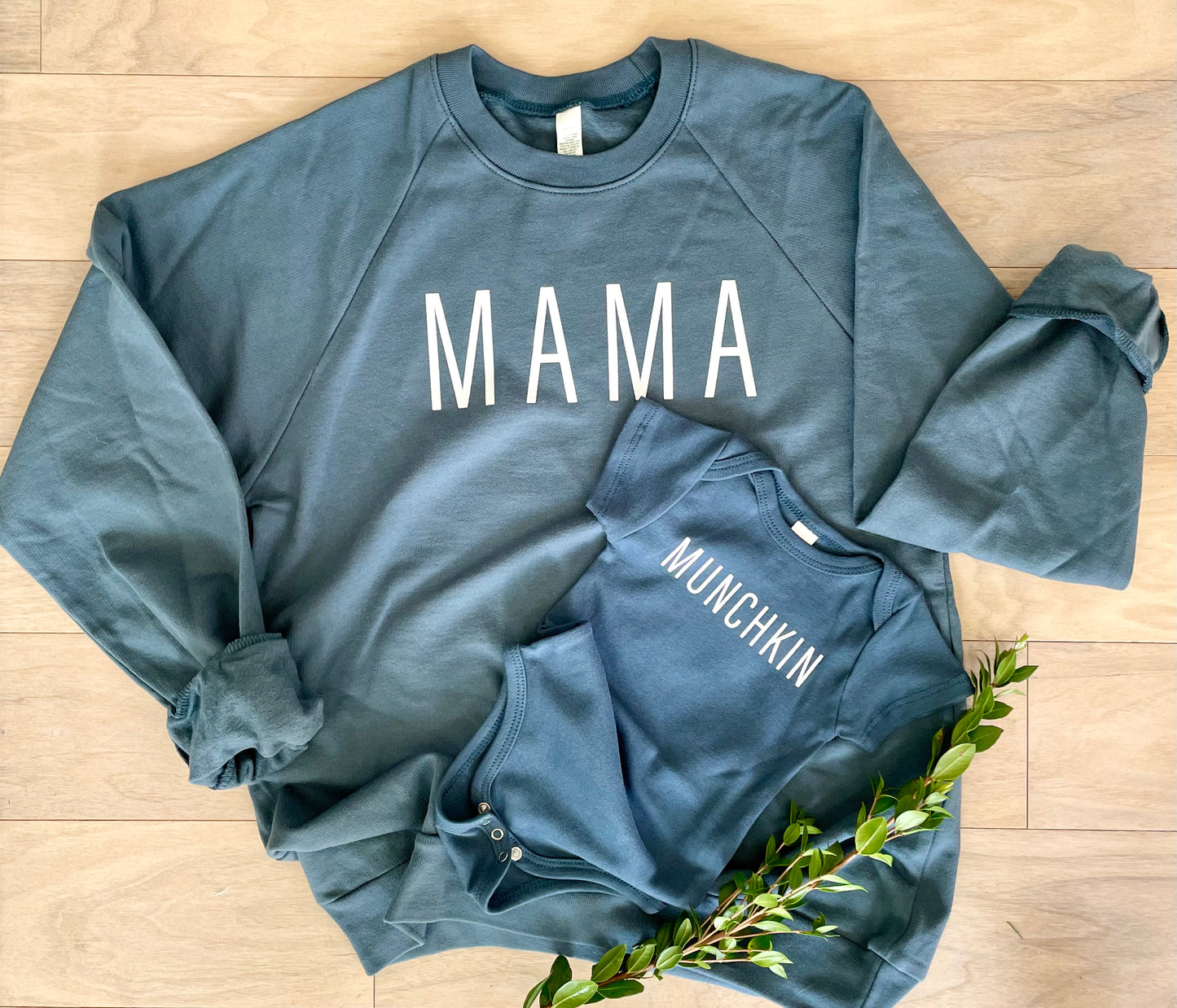 MAMA Raglan Crew Neck Sweatshirt